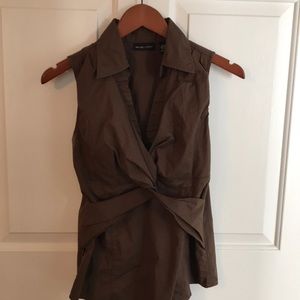 🌺 New York & Co Sleeveless Blouse